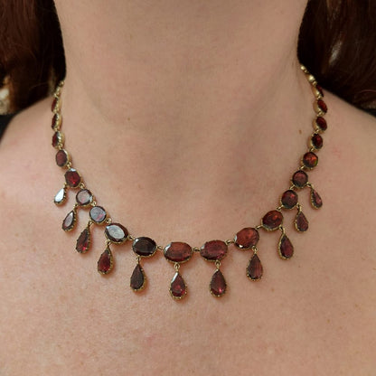 Antique Georgian Garnet Necklace