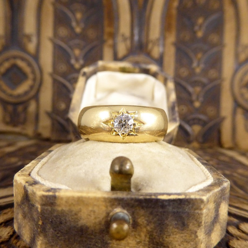 Antique Late Victorian Old Cut Diamond Star Set Band Ring