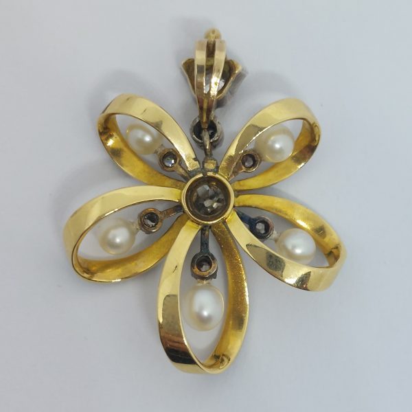 Antique Late Victorian Old Cut Diamond Enamel Pendant
