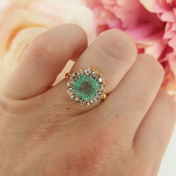 Antique Victorian 1.30ct Emerald and Diamond Cluster Ring