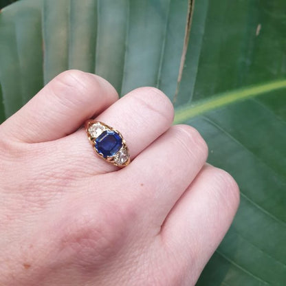 Antique Victorian 2ct Sapphire and Diamond Ring