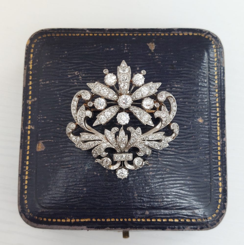 Antique Victorian 4ct Old Cut Diamond Flower Brooch
