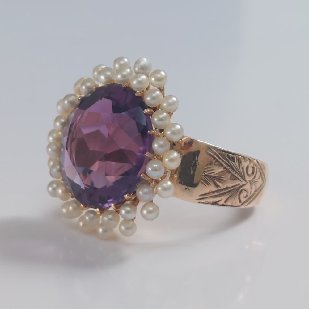 Antique Victorian Amethyst and Pearl Ring, 10cts