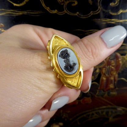 Antique Victorian Carved Intaglio Agate Ring