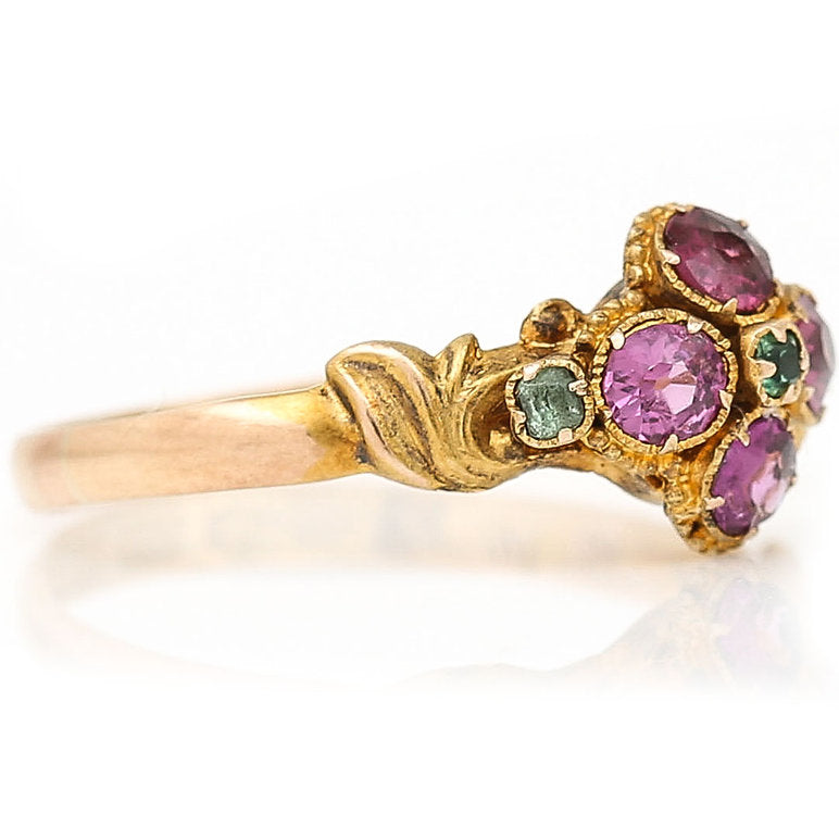 Antique Victorian Garnet and Emerald Cluster Ring in 15ct Gold, Mid 19th century Circa 1867