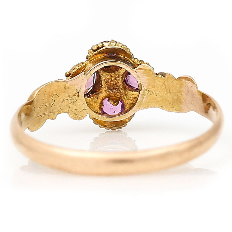 Antique Victorian Garnet and Emerald Cluster Ring in 15ct Gold, Mid 19th century Circa 1867