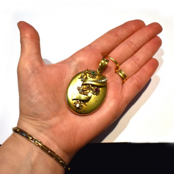 Antique Victorian Gold & Gem Set Locket