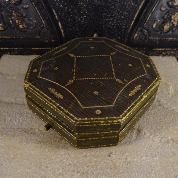 Antique Victorian Purple Enamel Mourning Brooch