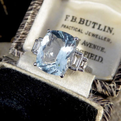 Aquamarine 4.60ct and Baguette Cut Diamond Ring