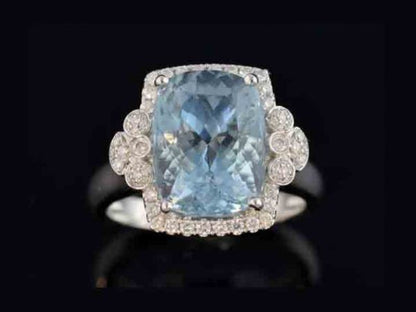 Aquamarine and diamond Cluster Dress ring, 6.50 carats, White Gold
