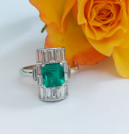 Art Deco Antique 1.15ct Emerald and Diamond Ring