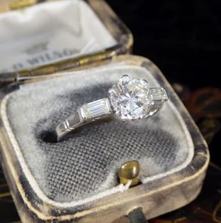 Art Deco Antique 1.20ct Diamond Engagement Ring