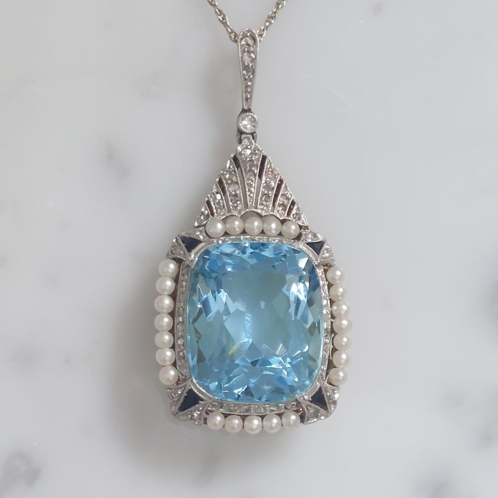 Art Deco Antique Aquamarine and Diamond Pendant Necklace