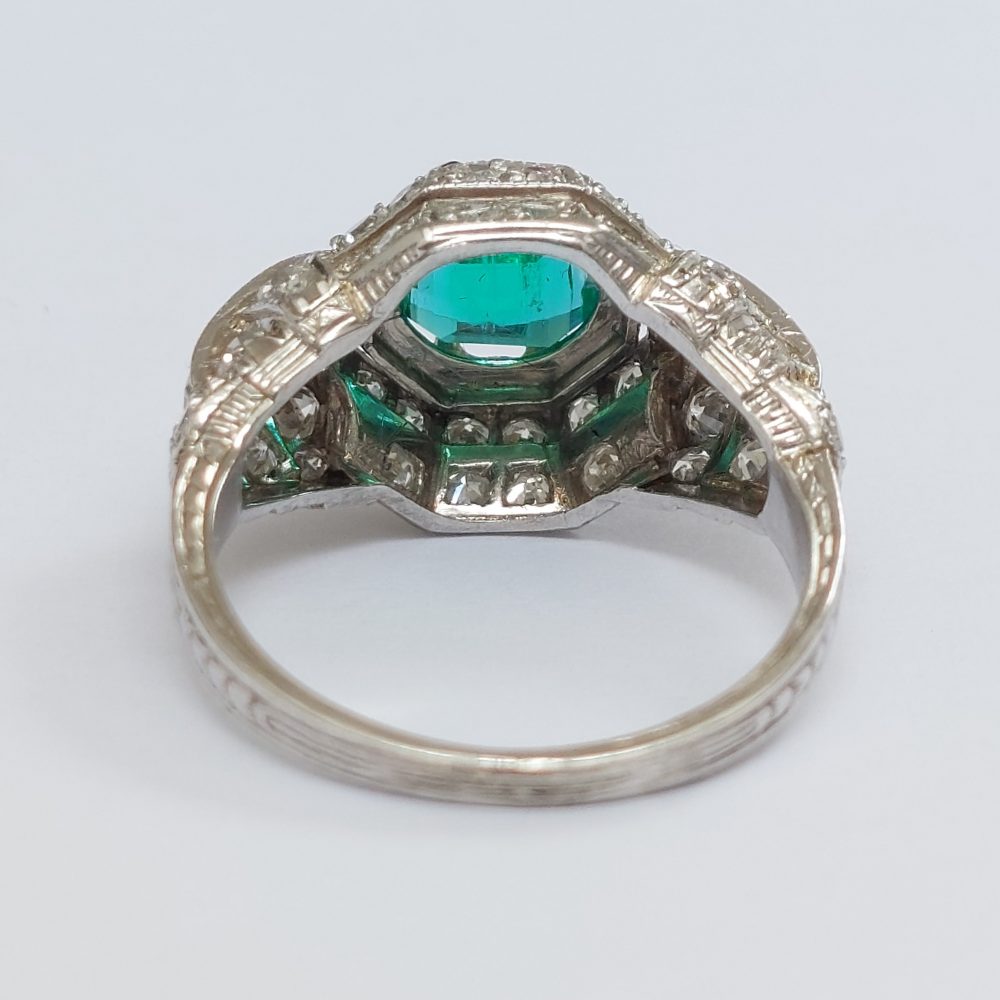Art Deco Antique Colombian Emerald and Diamond Ring