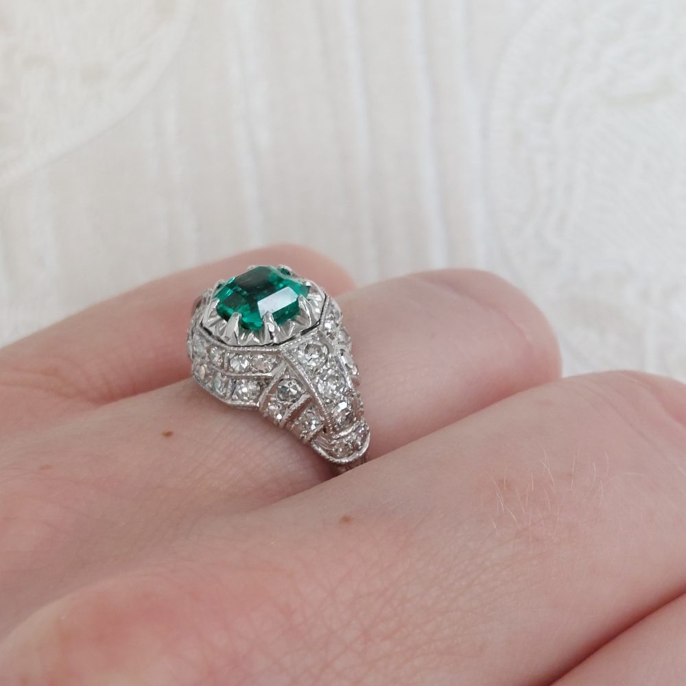 Art Deco Antique Colombian Emerald and Diamond Ring