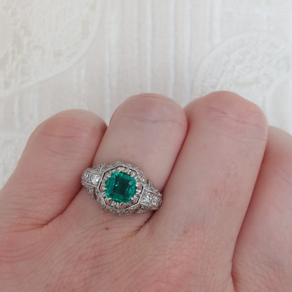 Art Deco Antique Colombian Emerald and Diamond Ring