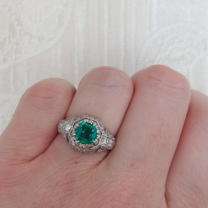 Art Deco Antique Colombian Emerald and Diamond Ring