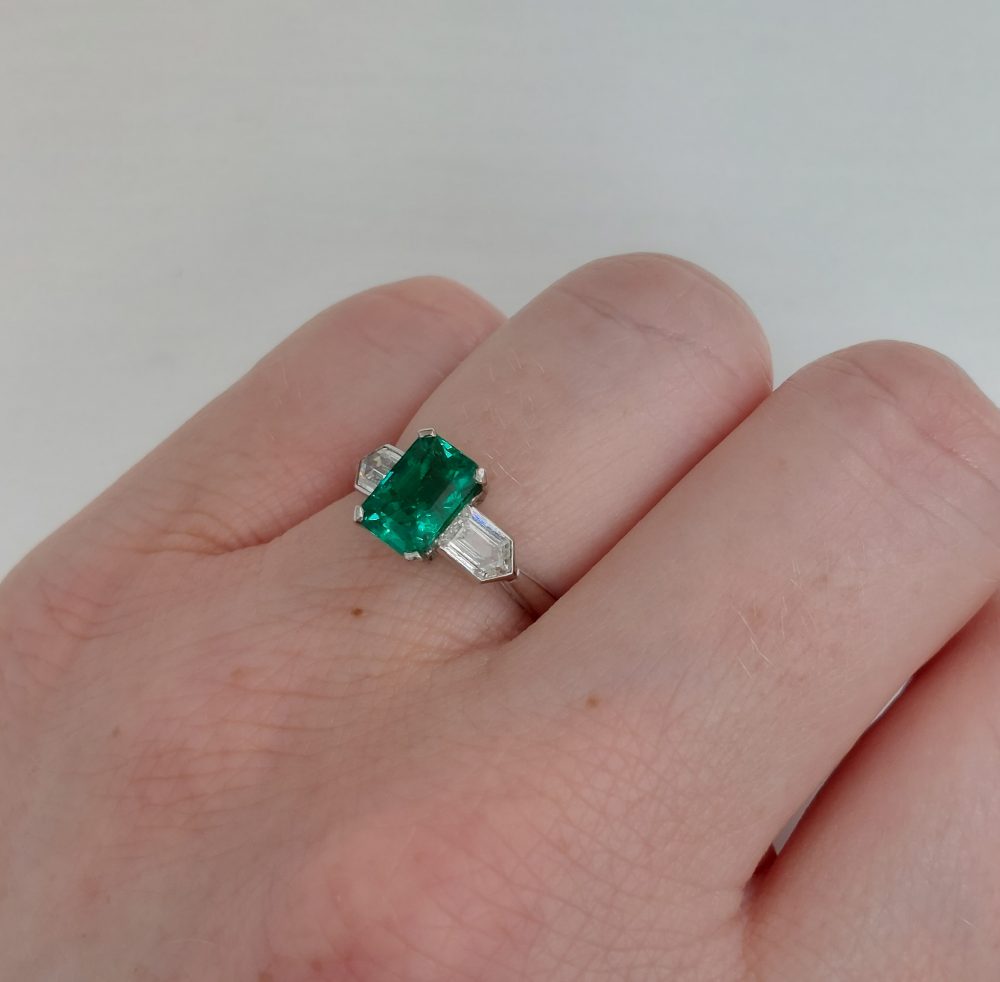 Art Deco Antique Emerald and Diamond Ring