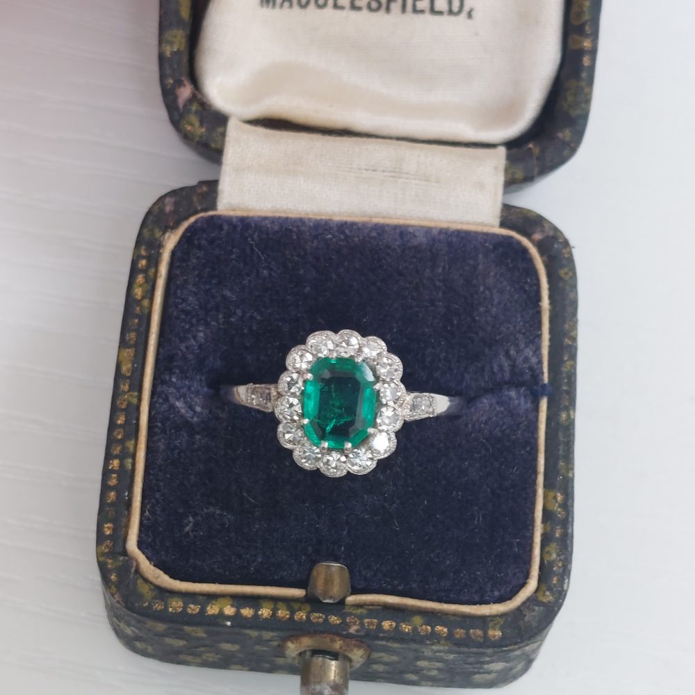 Art Deco Antique Emerald and Diamond Ring