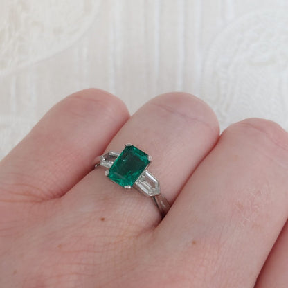 Art Deco Antique Emerald and Diamond Ring