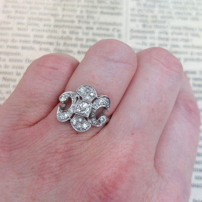 Art Deco Antique Fleur de Lys Diamond Ring