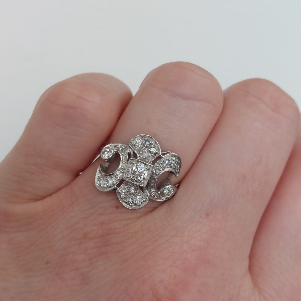 Art Deco Antique Fleur de Lys Diamond Ring