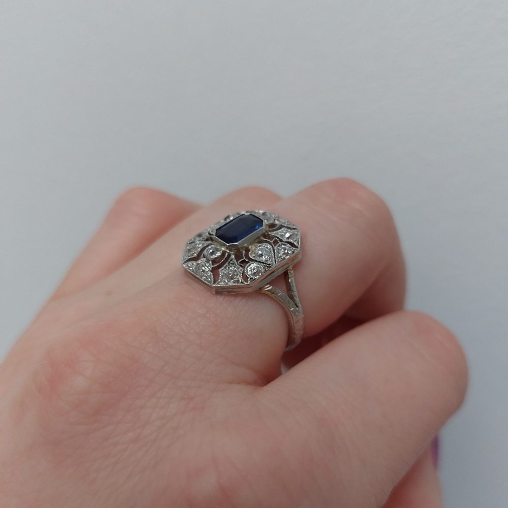 Art Deco Antique Sapphire and Old Cut Diamond Cluster Ring