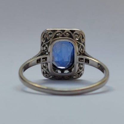 Art Deco Antique Sapphire and Old Mine Cut Diamond Cluster Ring