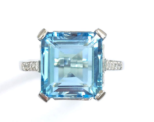 Art Deco aquamarine and diamond dress ring platinum