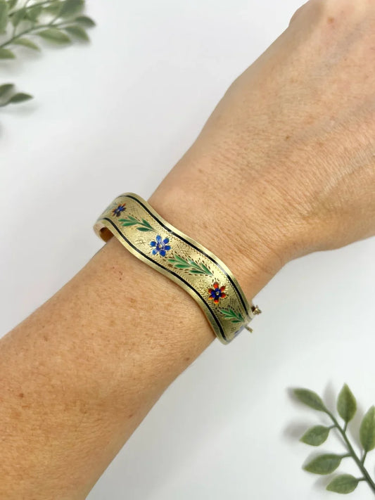 Antique Edwardian Enamel Flower Bangle In 14 Carat Yellow Gold