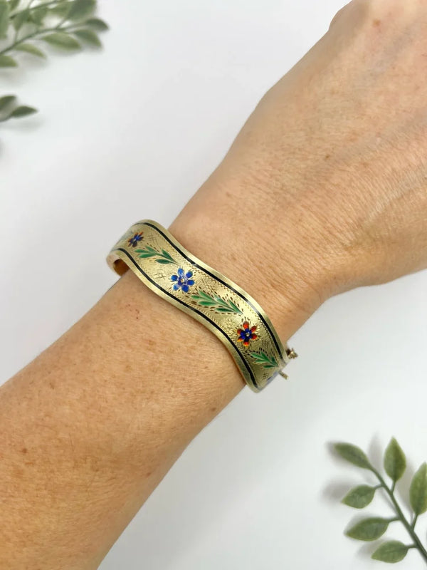 Antique Edwardian Enamel Flower Bangle In 14 Carat Yellow Gold