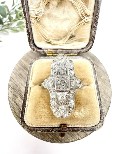 Vintage 1940s Diamond Plaque Ring in Platinum