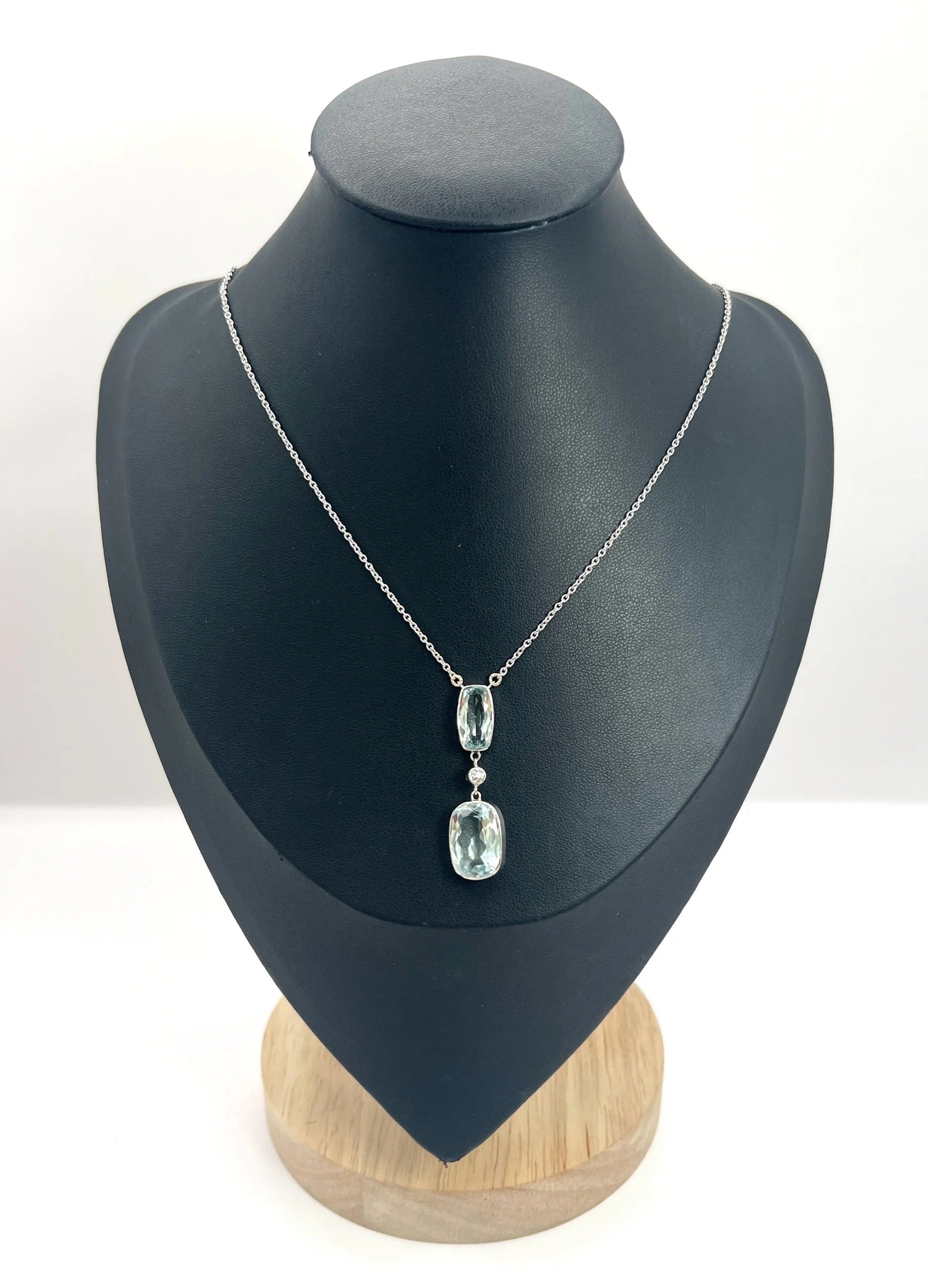 Vintage platinum, 1920s Aquamarine & Diamond Pendant Necklace