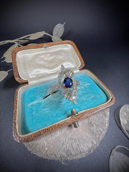 Victorian 18 Carat Yellow Gold Sapphire and Diamond Marquise/Navette Ring, Circa 1880