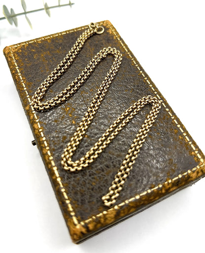 Antique 9 Carat Rose Gold 28 Inch Rolo Link Chain with Swivel Clasp, Circa 1900