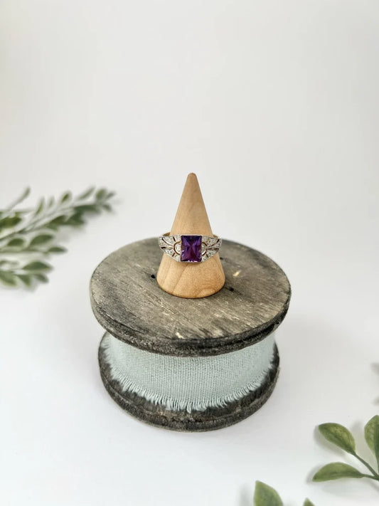 Antique Amethyst And Diamond Ring In 18 Carat Yellow Gold And Platinum