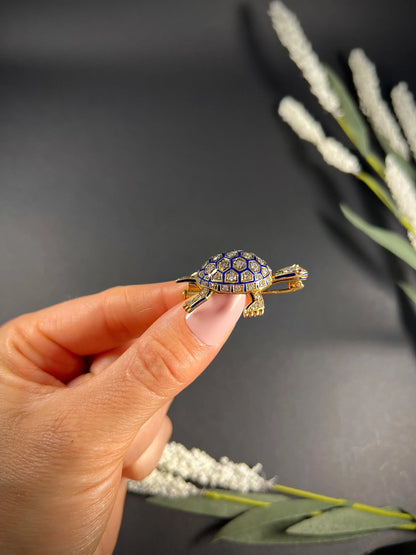 Art Deco 18 Carat Yellow Gold, Blue Enamel and Diamond Tortoise Brooch, 2.00 Carats