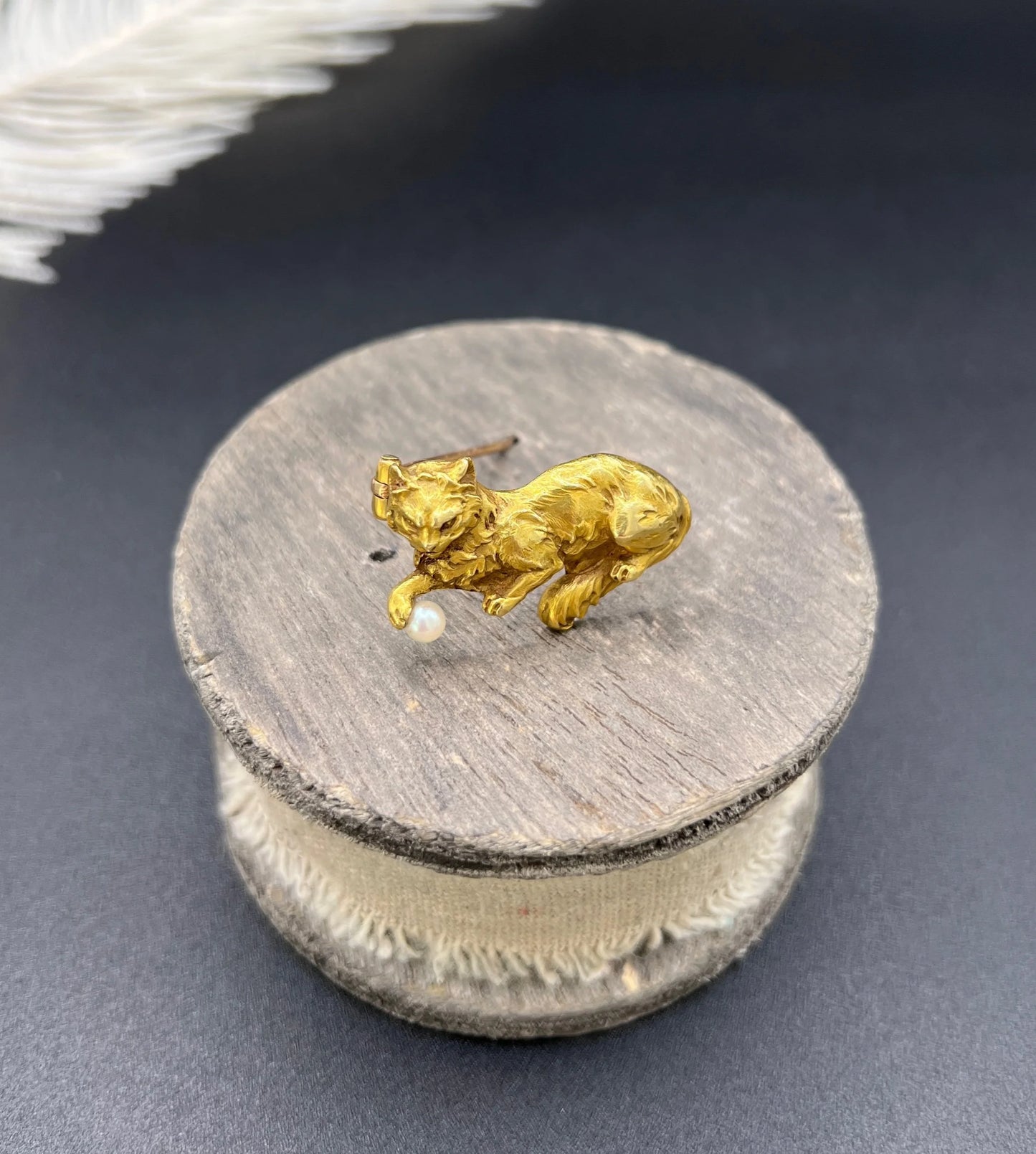 Edwardian 18 Carat Gold Cat Playing with Pearl Ball Brooch, Circa 1910