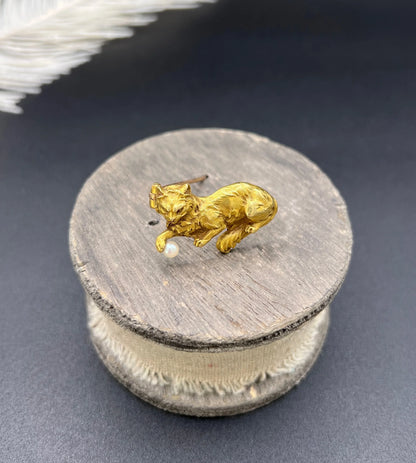 Edwardian 18 Carat Gold Cat Playing with Pearl Ball Brooch, Circa 1910