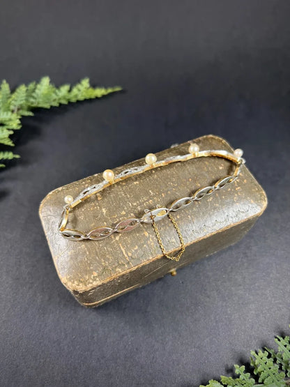 Antique Diamond And Pearl Bracelet In 18 Carat Yellow Gold And Platinum
