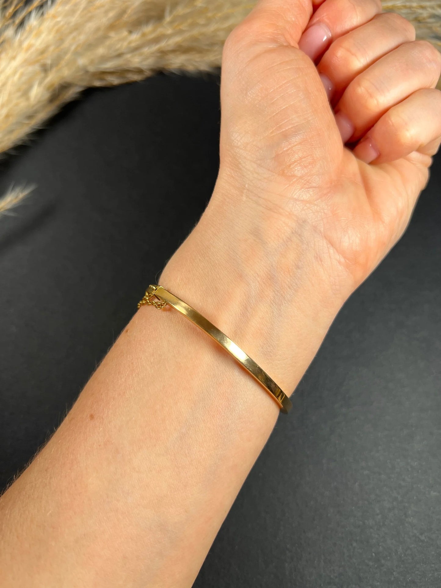 Vintage 15 Carat Yellow Gold, 1930's Ruby And Diamond Crossover Bangle