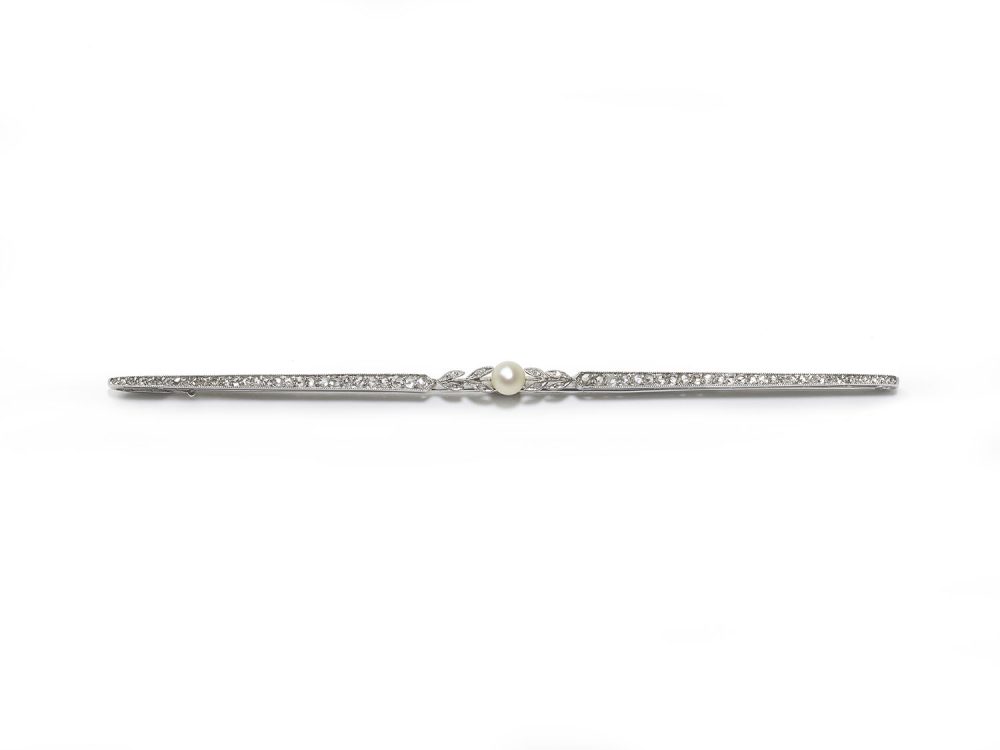 Antique Edwardian Natural Pearl Diamond Platinum Brooch