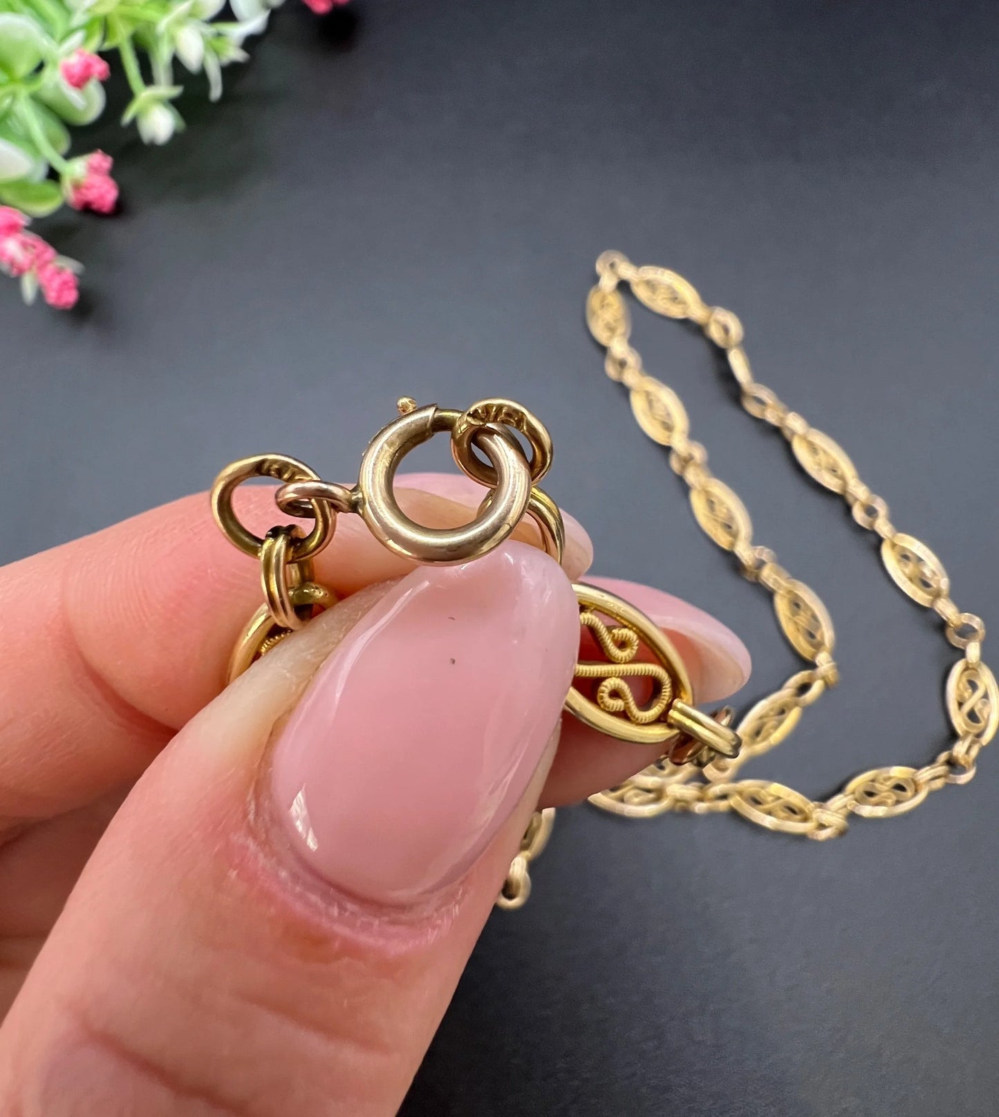 Antique 18 Carat Yellow Gold Fancy Filigree Oval Link Chain Necklace, Circa 1920