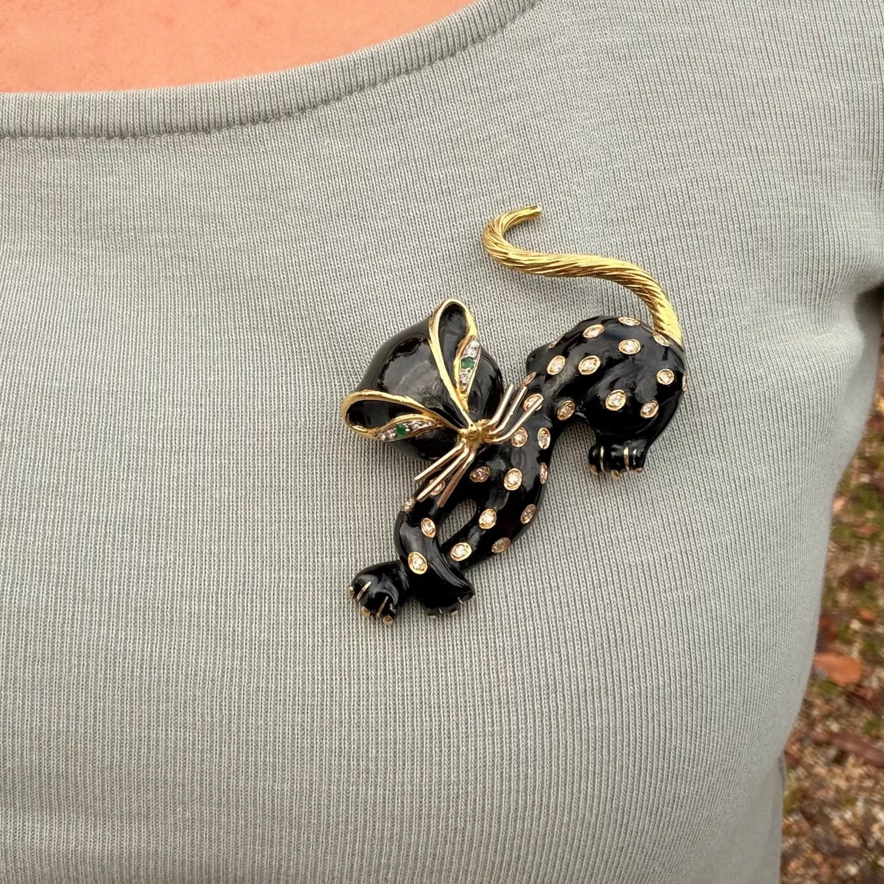 Kutchinsky 18ct Gold Diamond and Enamel Cat Brooch