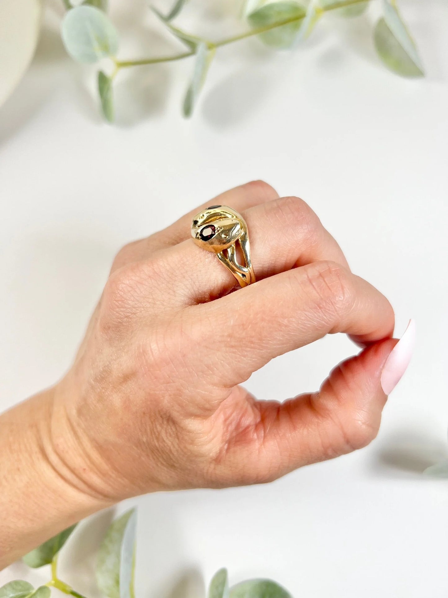 Vintage 9ct Yellow Gold 1960’s Double Headed Garnet Snake Ring