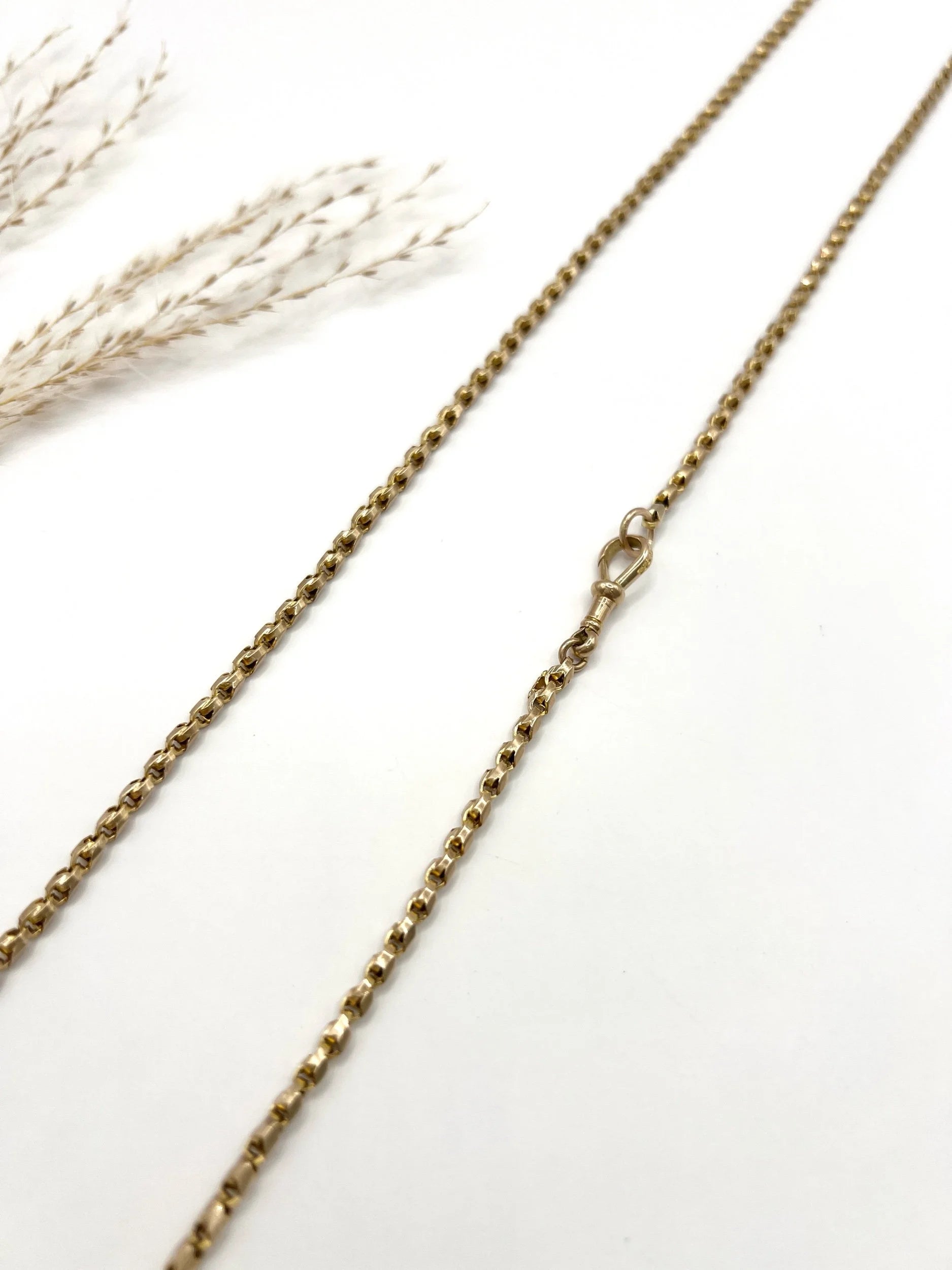 Antique 9 ct Rose Gold Edwardian 28 Inch Long Tulip Link Chain With Swivel Clasp