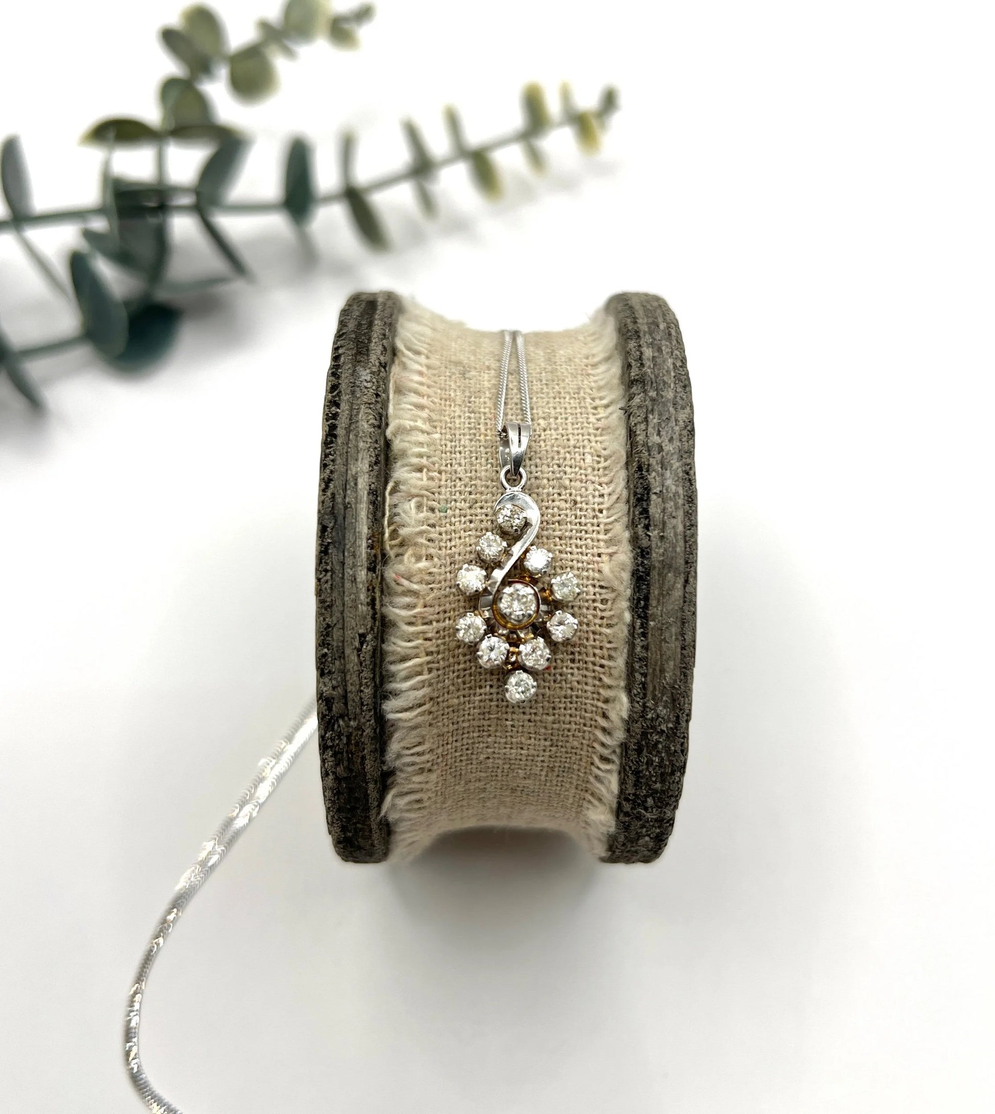 Vintage 18 Carat White Gold, 1980's 1.20 Carat Diamond Swirl Pendant Necklace