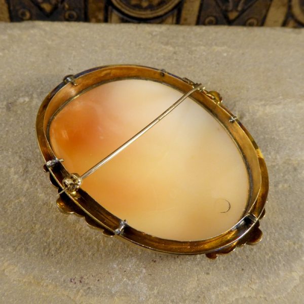 Antique Victorian Carved Shell Cameo Brooch