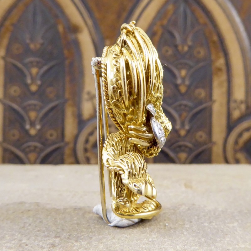 Vintage Diamond Set 18ct Gold Lion Brooch