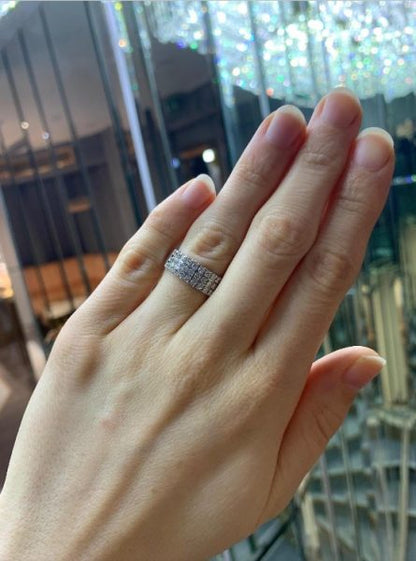 Brilliant Cut Diamond 18ct White Gold Band Ring, 1.04cts